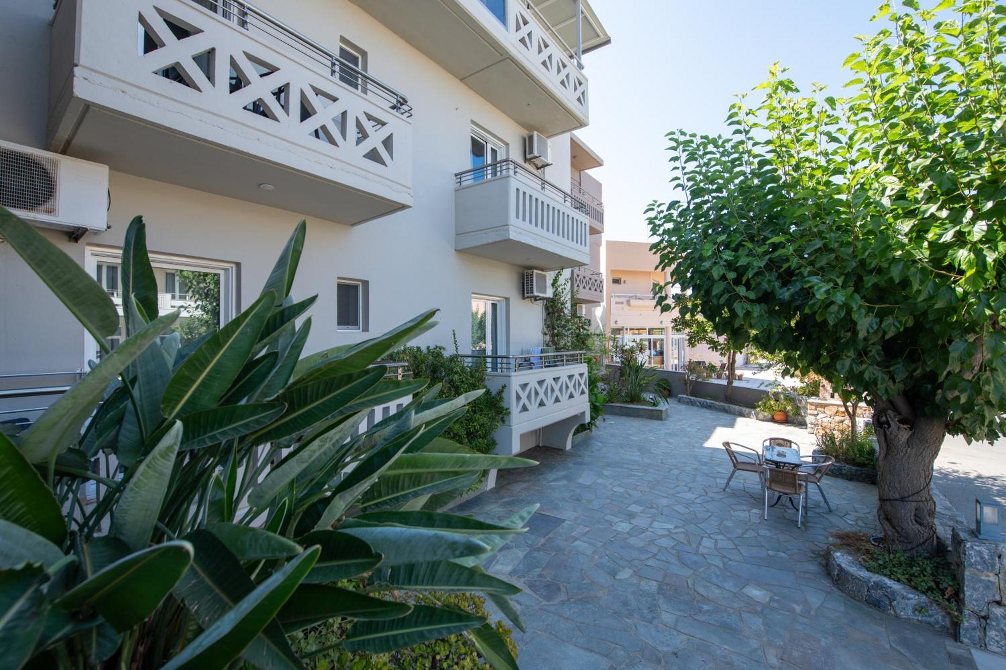 Labyrinth Hotel Georgioupoli Exterior photo