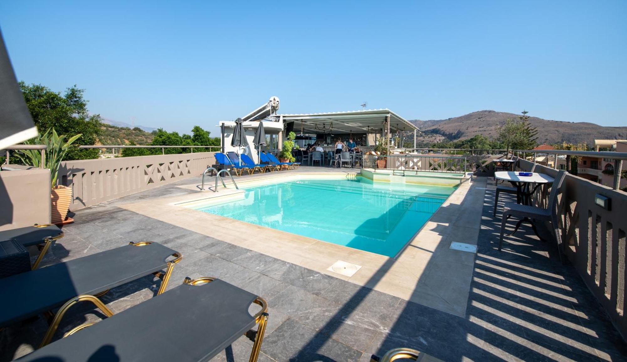 Labyrinth Hotel Georgioupoli Exterior photo