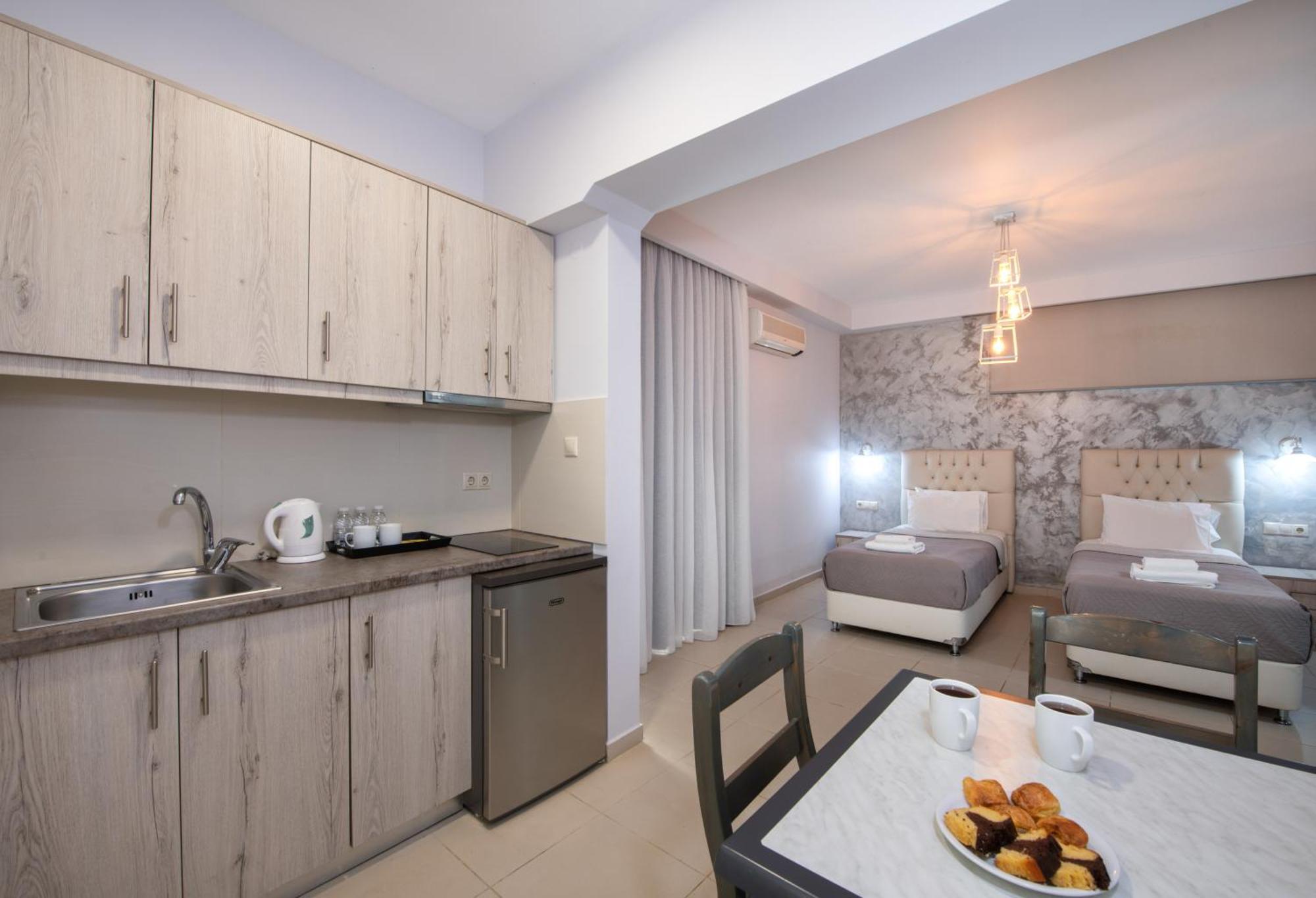 Labyrinth Hotel Georgioupoli Exterior photo