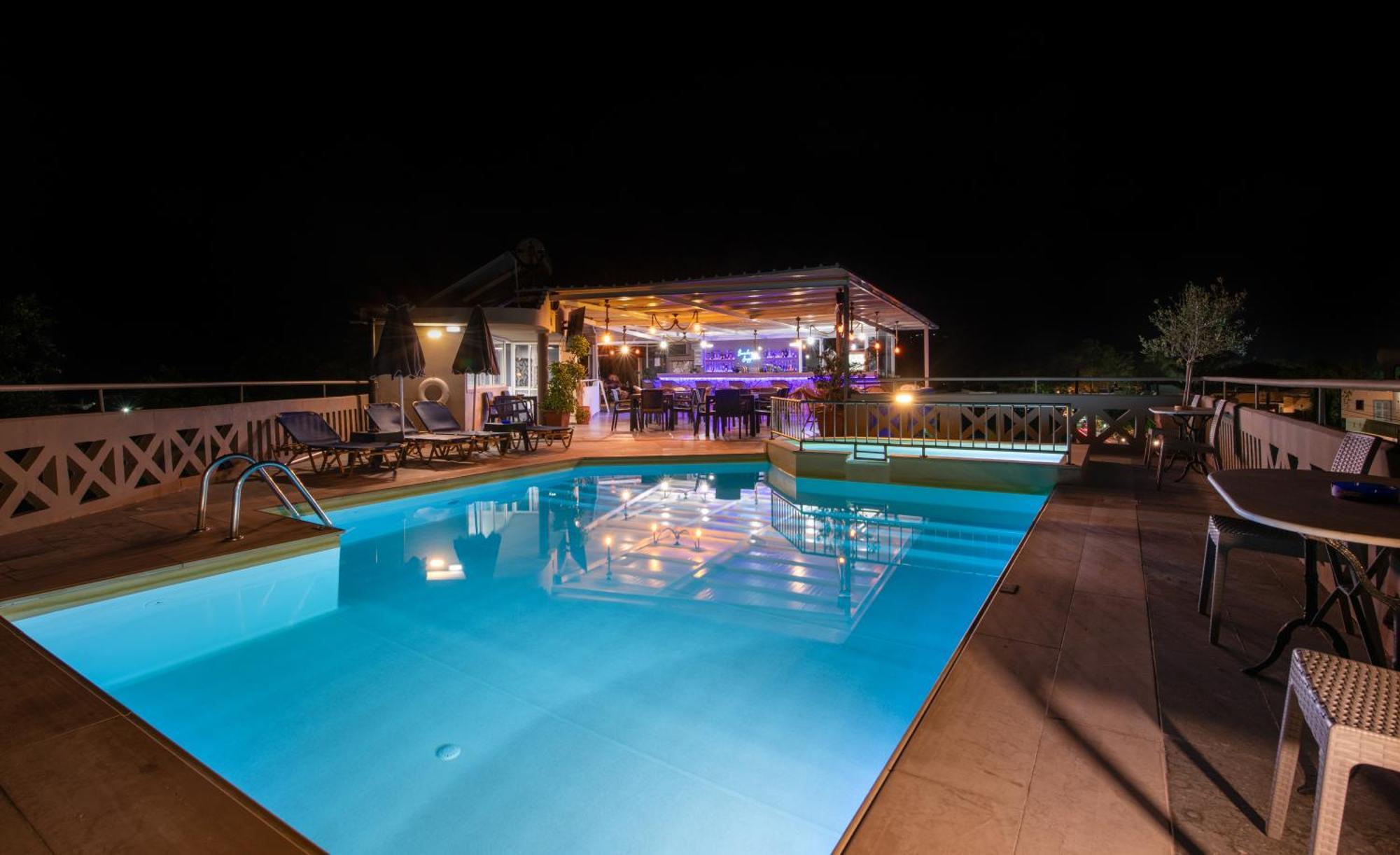 Labyrinth Hotel Georgioupoli Exterior photo