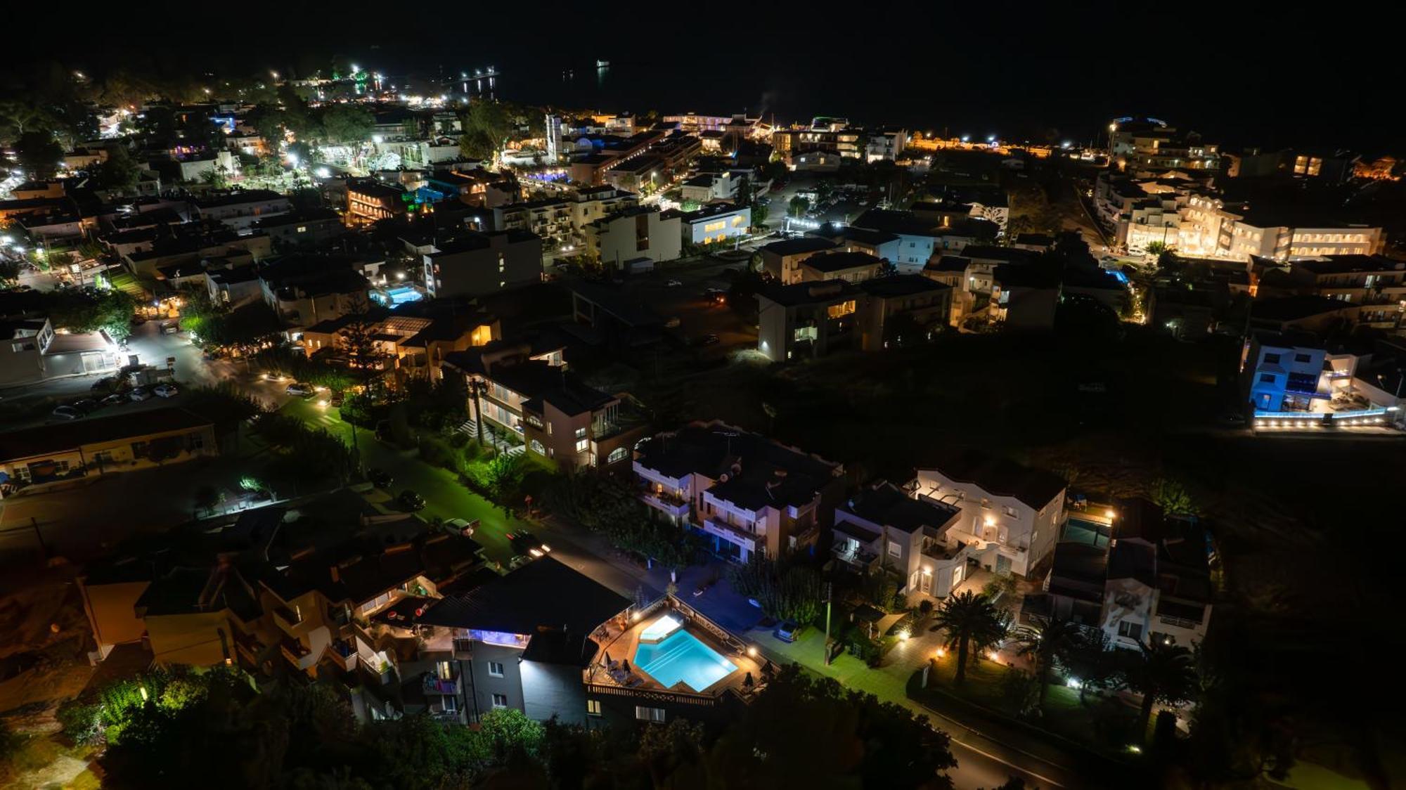 Labyrinth Hotel Georgioupoli Exterior photo