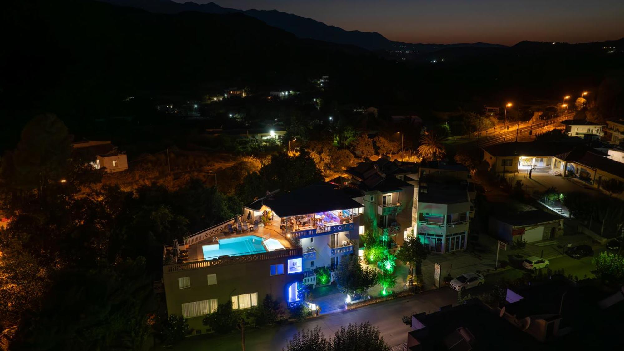 Labyrinth Hotel Georgioupoli Exterior photo